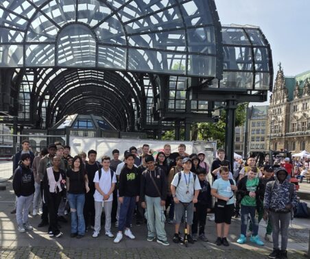 Stadtteilschule Horn hilft beim dritten Sieg in Folge für linkes Alsterufer